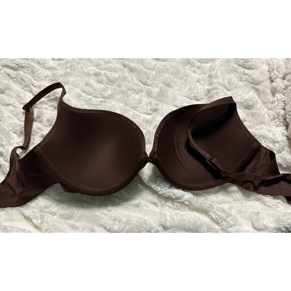 SKIMS | Ultimate Collection Push Up Plunge Bra - Size 34DD. - Picture 3 of 7